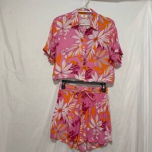 Floral 2 piece short set Size M